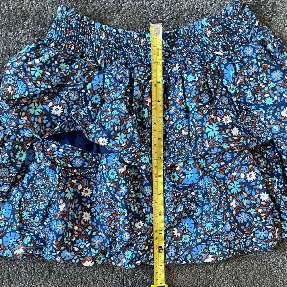 Vineyard Vines Blue Floral Ruffle Mini Skirt | Elastic Waist